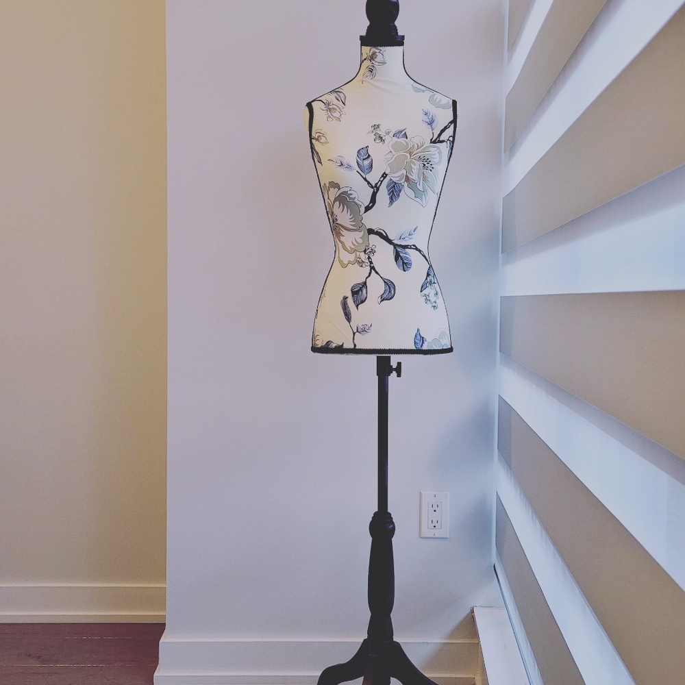 Meet your Posher, Yaya